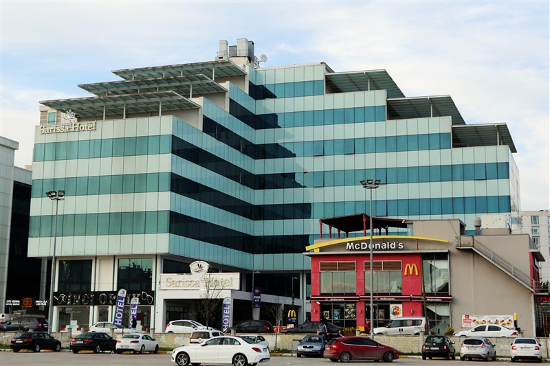 Sarissa Hotel